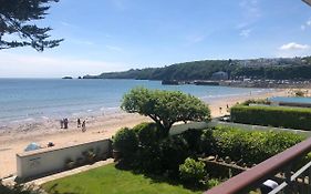 Swn Y Tonnau - Sea Front Apartment, Spectacular Sea Views, Parking, Direct Beach Access